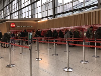 Copenhagen Airport - arrival by train