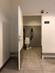 Copenhagen Airport - Terminal 2 - Toilets at P8