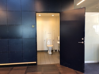 Copenhagen Airport - Toilets (after security) - at Gate C34