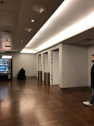 Copenhagen Airport - Toilets (after security) - in Terminal 2 at the shops