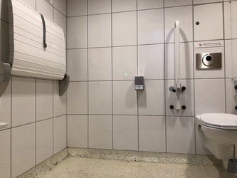 Copenhagen Airport - Toilets (after security) - next to Assistancecenter