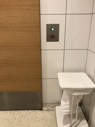 Copenhagen Airport - Toilets (after security) - next to Assistancecenter